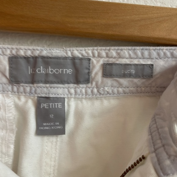 White Capris - Picture 2 of 5